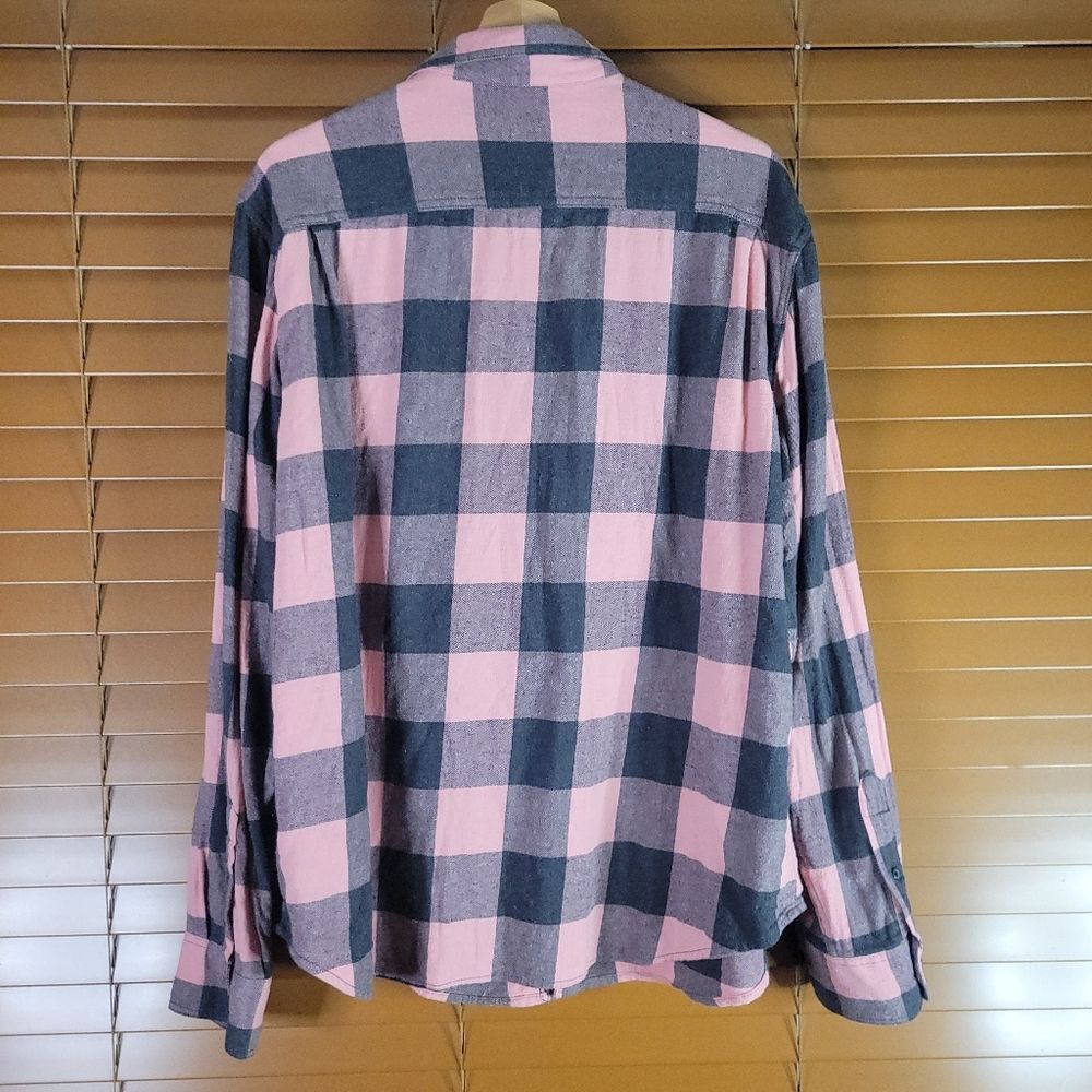 Old Navy Flannel Pink and Black Plaid Casual Button Down Shirt - Picture 6 of 7